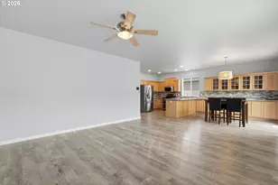 804 N 26th Ave, Cornelius, OR 97113 - Photo 9