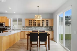 804 N 26th Ave, Cornelius, OR 97113 - Photo 17