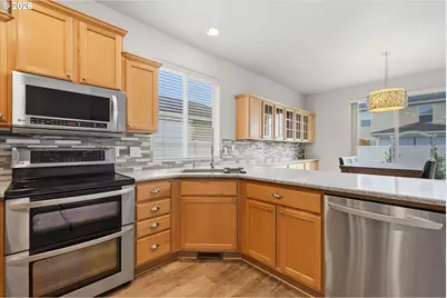 804 N 26th Ave, Cornelius, OR 97113 - Photo 13