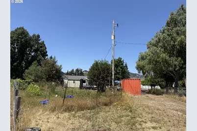 140 Poplar St, Powers, OR 97466 - Photo 13
