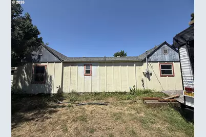 140 Poplar St, Powers, OR 97466 - Photo 9