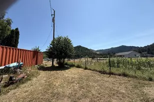 140 Poplar St, Powers, OR 97466 - Photo 15