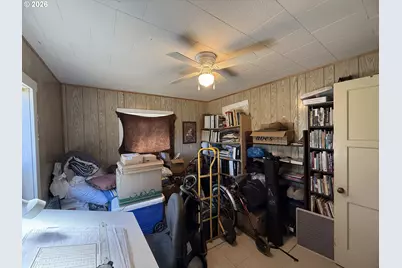 140 Poplar St, Powers, OR 97466 - Photo 35