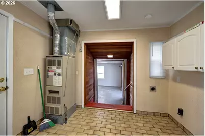 135 SW 2nd St, Warrenton, OR 97146 - Photo 19