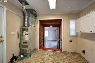 135 SW 2nd St, Warrenton, OR 97146 - Photo 19