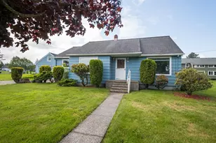 135 SW 2nd St, Warrenton, OR 97146 - Photo 13