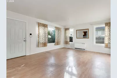 375 SW Spruce St, Willamina, OR 97396 - Photo 7