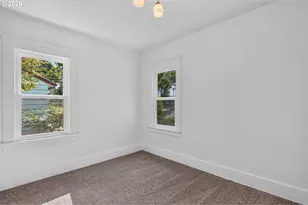 422 W 11th St, The Dalles, OR 97058 - Photo 17