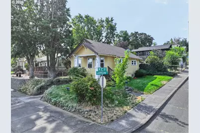 422 W 11th St, The Dalles, OR 97058 - Photo 37