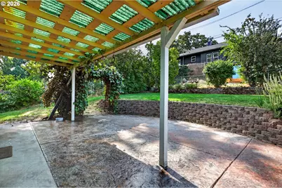 422 W 11th St, The Dalles, OR 97058 - Photo 27