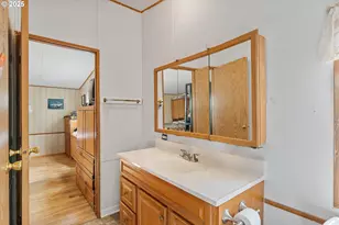 21807 S Schram Rd, Beavercreek, OR 97004 - Photo 17