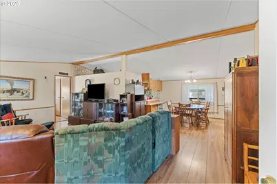 21807 S Schram Rd, Beavercreek, OR 97004 - Photo 7