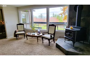 296 Woodridge Dr, Eugene, OR 97405 - Photo 5