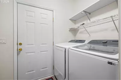 1100 SW 2nd Ave, Mill City, OR 97360 - Photo 27