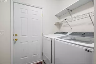 1100 SW 2nd Ave, Mill City, OR 97360 - Photo 27