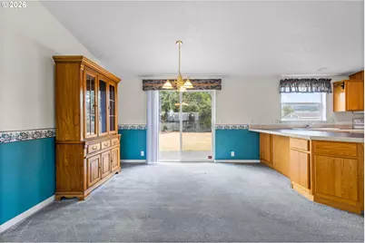 1100 SW 2nd Ave, Mill City, OR 97360 - Photo 13