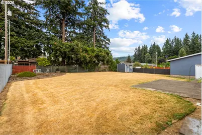 1100 SW 2nd Ave, Mill City, OR 97360 - Photo 35