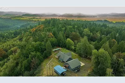 2636 Western Dr, Coquille, OR 97423 - Photo 29