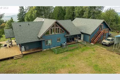 2636 Western Dr, Coquille, OR 97423 - Photo 7