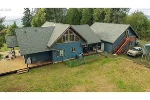 2636 Western Dr, Coquille, OR 97423 - Photo 7