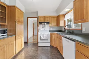 123 NW 21st Ave, Camas, WA 98607 - Photo 9