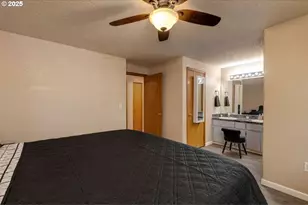 959 SW Oriole St, McMinnville, OR 97128 - Photo 13