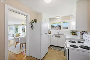 2950 Ferry St, Eugene, OR 97405 - Photo 9