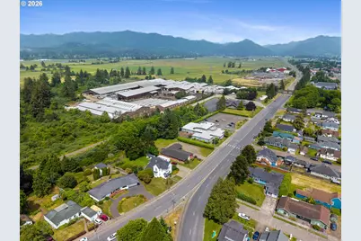 2418 1st St, Tillamook, OR 97141 - Photo 39
