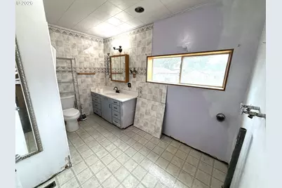 209 W Broadway St, Goldendale, WA 98620 - Photo 23