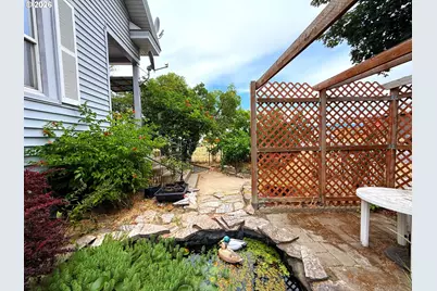 209 W Broadway St, Goldendale, WA 98620 - Photo 5