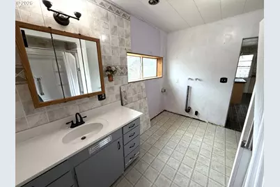 209 W Broadway St, Goldendale, WA 98620 - Photo 25