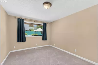 2855 SE Cornutt St, Hillsboro, OR 97123 - Photo 23