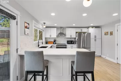 7975 SE Roots Rd, Milwaukie, OR 97267 - Photo 11