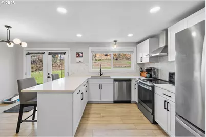 7975 SE Roots Rd, Milwaukie, OR 97267 - Photo 9