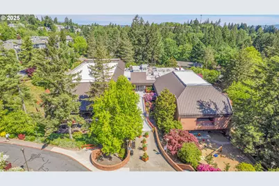 218 Cervantes #B, Lake Oswego, OR 97035 - Photo 43