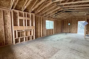 847 NE Laurel Spgs Dr, Hermiston, OR 97838 - Photo 3