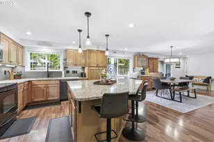 910 NW Hertel St, Hillsboro, OR 97124 - Photo 17