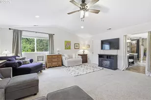 910 NW Hertel St, Hillsboro, OR 97124 - Photo 37