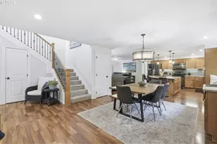 910 NW Hertel St, Hillsboro, OR 97124 - Photo 15