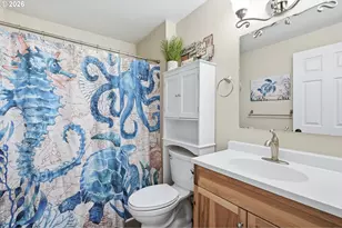 910 NW Hertel St, Hillsboro, OR 97124 - Photo 27