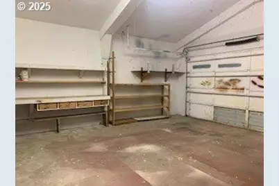 5979 Willis Creek Rd, Winston, OR 97496 - Photo 35