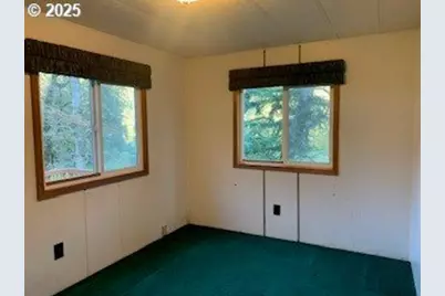 5979 Willis Creek Rd, Winston, OR 97496 - Photo 23