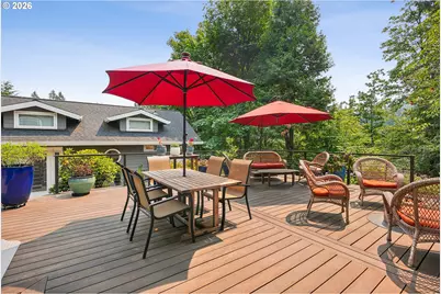 1638 SW Upland Dr, Portland, OR 97221 - Photo 13
