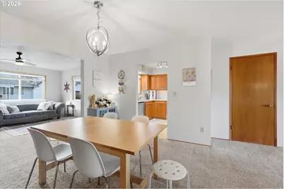 1841 Umpqua Rd, Woodburn, OR 97071 - Photo 11