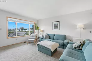 1841 Umpqua Rd, Woodburn, OR 97071 - Photo 9