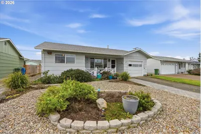 1841 Umpqua Rd, Woodburn, OR 97071 - Photo 5