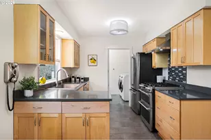 2780 SW West Point Ave, Portland, OR 97225 - Photo 13