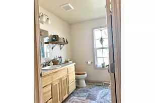 1712 Broadway St, Baker City, OR 97814 - Photo 11