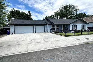 1712 Broadway St, Baker City, OR 97814 - Photo 15
