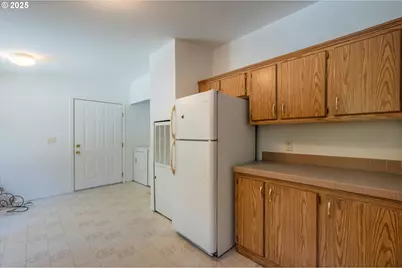 87428 McTimmons Ln, Bandon, OR 97411 - Photo 15